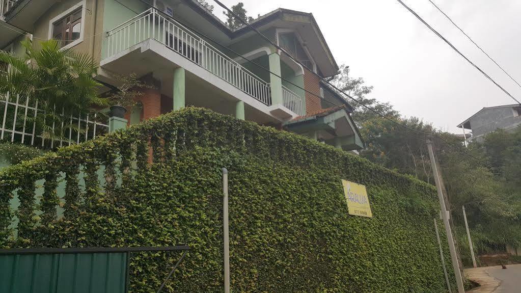 Araliya Holiday Bungalow Kandy Esterno foto