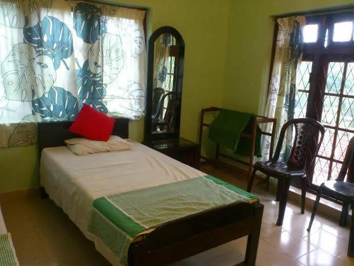 Araliya Holiday Bungalow Kandy Esterno foto