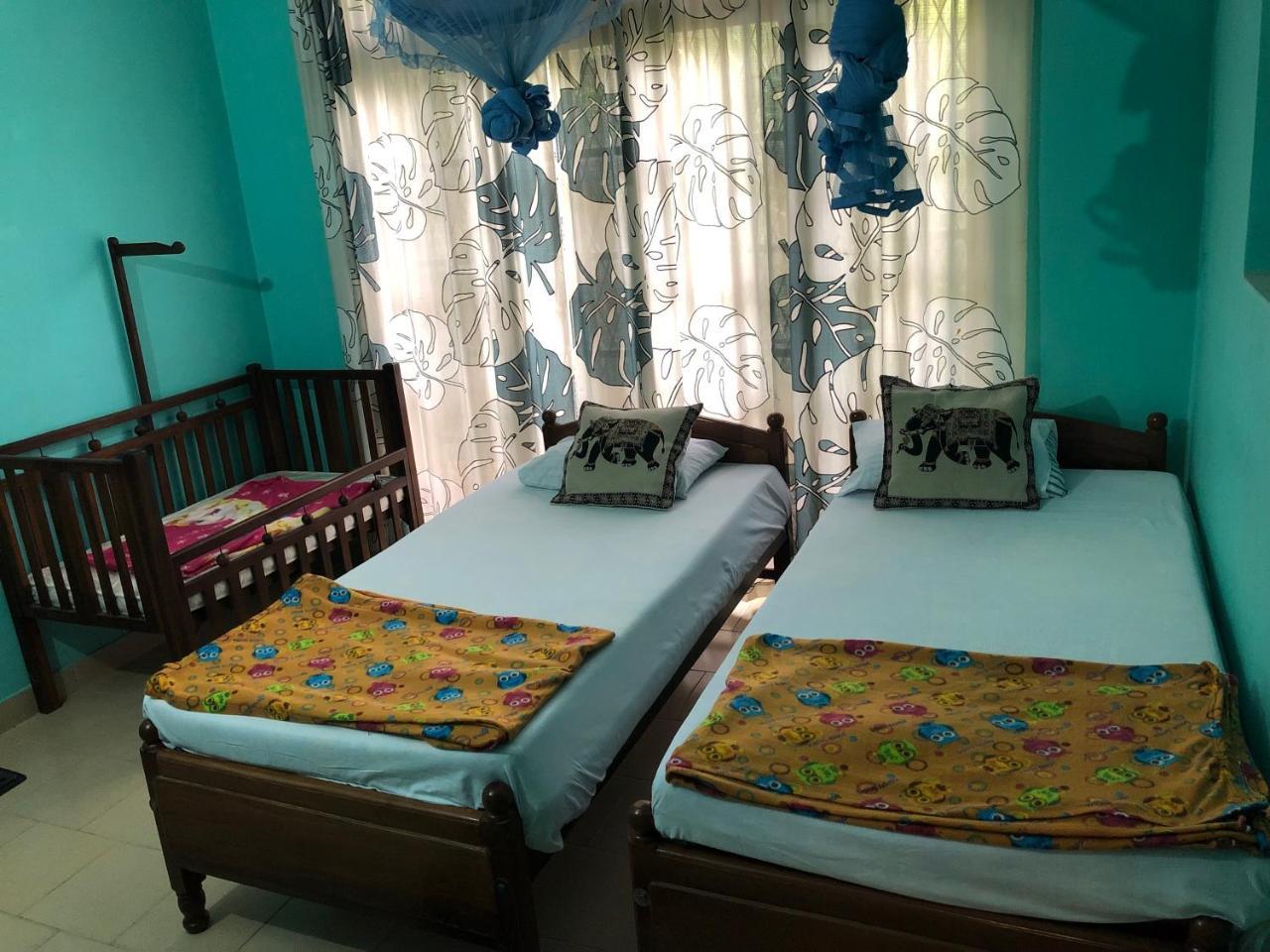 Araliya Holiday Bungalow Kandy Esterno foto