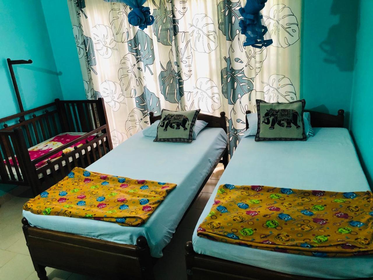 Araliya Holiday Bungalow Kandy Esterno foto