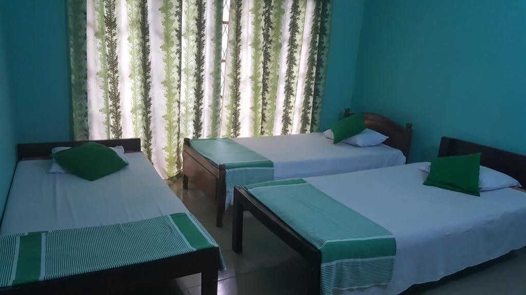 Araliya Holiday Bungalow Kandy Esterno foto